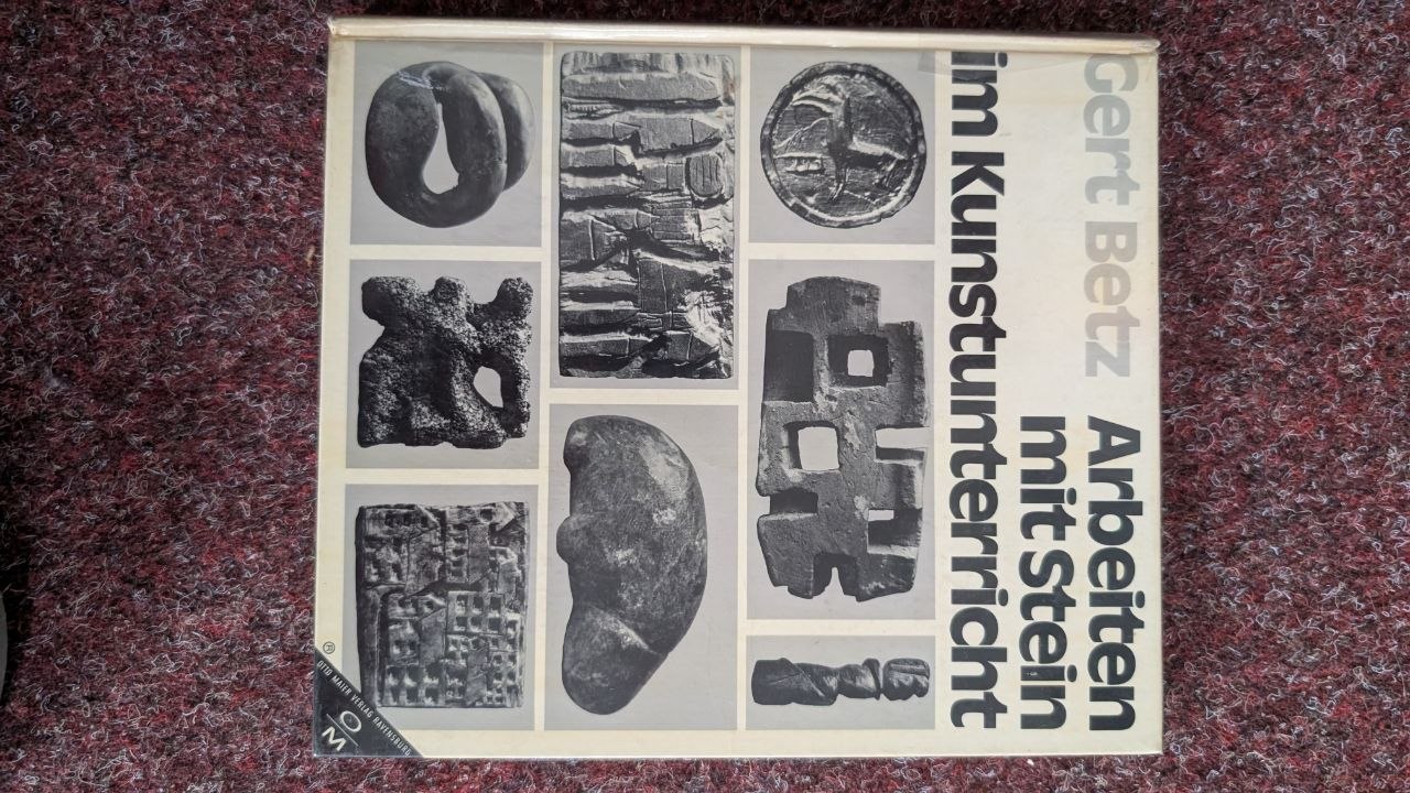 ../covers/bk0130-arbeiten-mit-stein.jpg